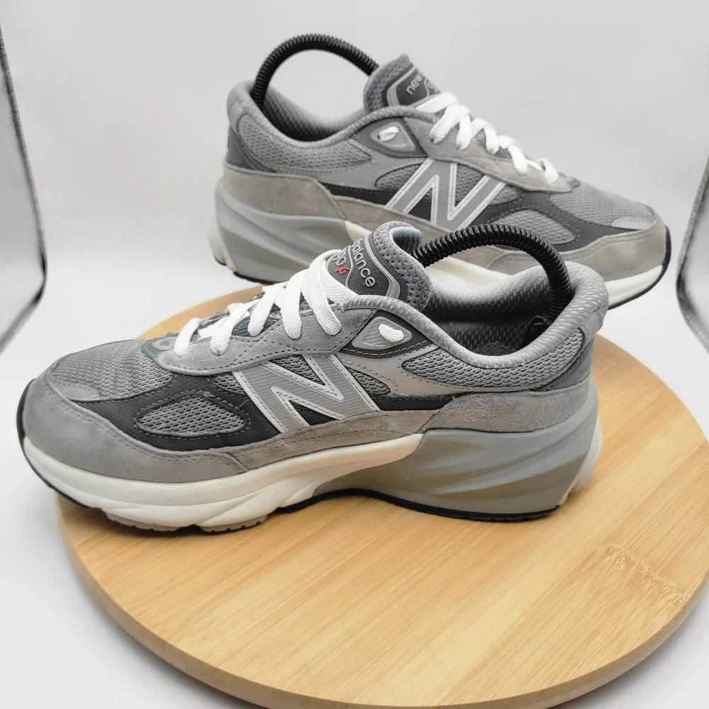 New Balance 990v6 Grey Suede Mesh Running Shoes GC990GL6 Boys 6.5 Womens 8